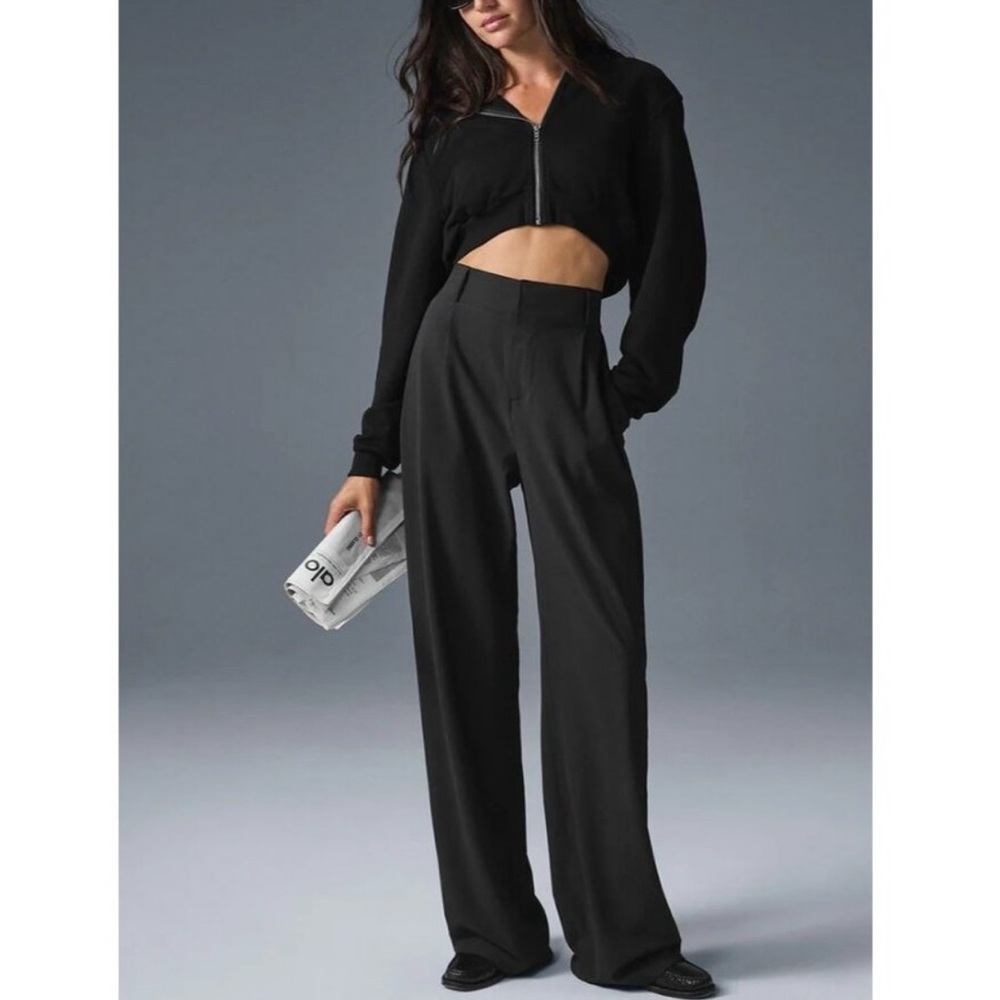 New ALO Yoga High-Waist Dreamscape Trouser in Black xxs